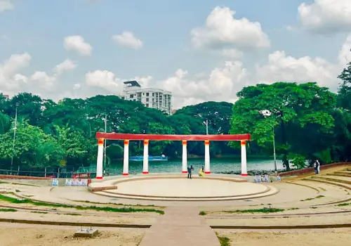 Dhanmondi Overview